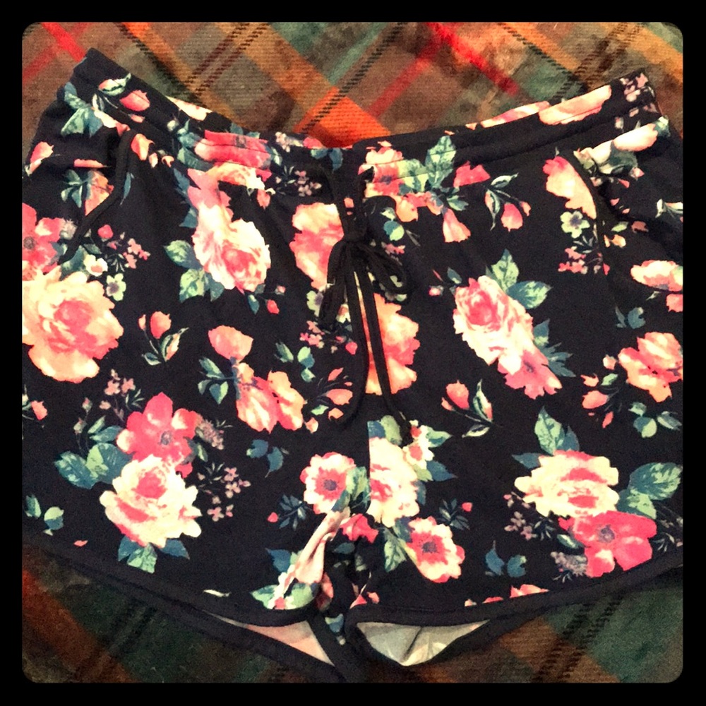 Flowered shorts